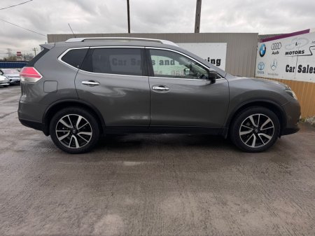 2017 Nissan X-Trail - view 4