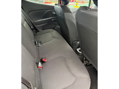 2013 Renault Clio - thumbnail 8