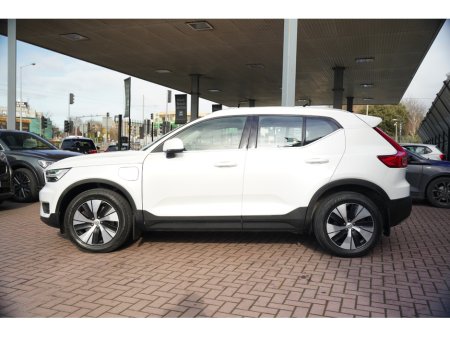 2021 Volvo XC40 - thumbnail 7