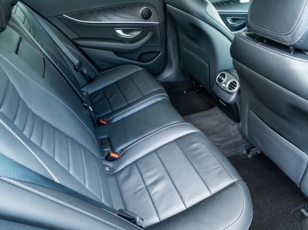 2021 Mercedes-Benz E Class - thumbnail 8