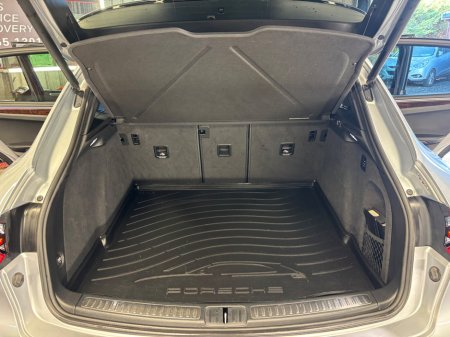 2017 Porsche Macan Macan S Diesel PDK €33,950 thumbnail