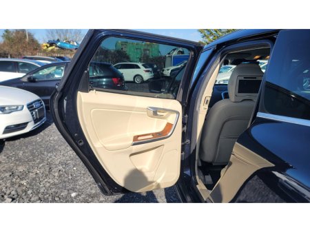 2016 Volvo XC60 - thumbnail 18