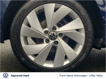 2022 Volkswagen Golf STYLE 1.5 TSI 130HP *ATLANTIC BLUE* *HEATED SEATS* *REAR VIEW CAMERA* *CARPLAY & ANDROID AUTO* *BLIND SPOT* *PCP FINANCE AVAILABLE* €27,995 thumbnail