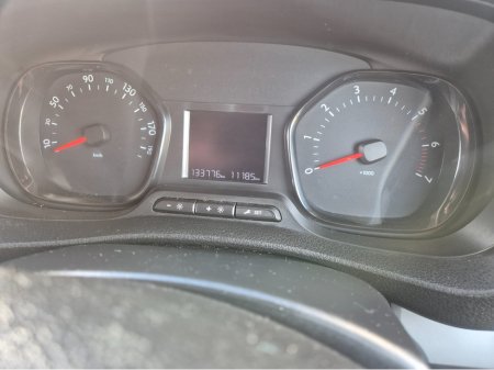 2017 Citroen Dispatch XS BLUEHDI 95 4DR €9,750 thumbnail