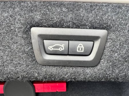 2017 BMW 5 Series - thumbnail 14