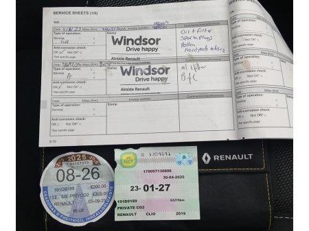 2019 Renault Clio - thumbnail 11