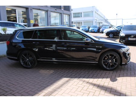 2023 Volkswagen Passat - photo 3