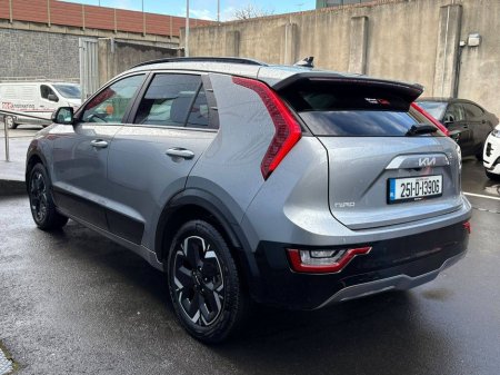 2025 Kia Niro - thumbnail 10