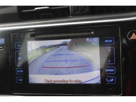 2017 Toyota Corolla - thumbnail 16