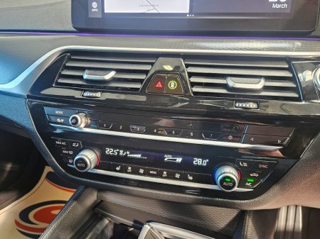 2021 BMW 5 Series - thumbnail 13