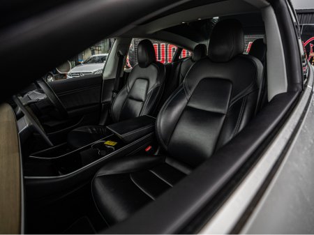 2019 Tesla Model 3 192 Tesla Model 3/New NCT/Irish/1yr warranty €19,888 thumbnail