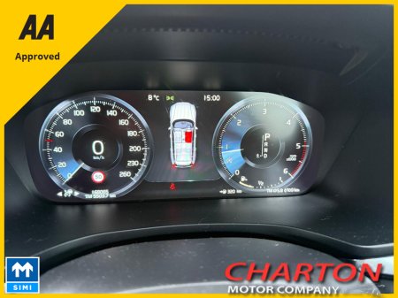 2020 Volvo V60 D3 R-DESIGN AT 5DR AUTO €26,995 thumbnail