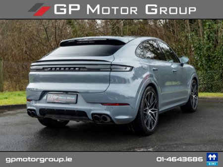 2024 Porsche Cayenne E-HYBRID 4DR AUTO *MEGA SPEC* €107,900 thumbnail