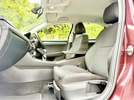 2016 Skoda Superb - thumbnail 18