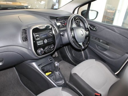 2016 Renault Captur - thumbnail 10