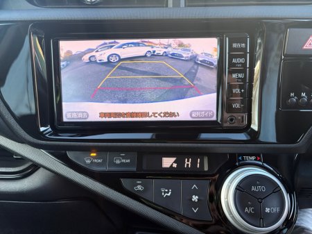 2017 Toyota Aqua 1.5 Hybrid Self Charging €12,999 thumbnail