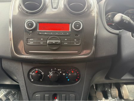 2018 Dacia Sandero - thumbnail 14