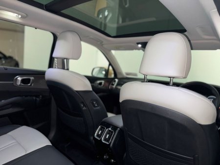 2023 Kia Sorento DSL MY23 SAM 5DR Auto €54,895 thumbnail