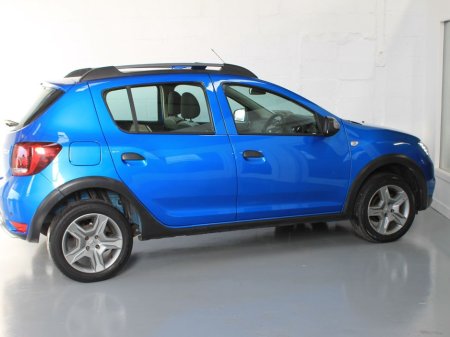 2017 Dacia Sandero 0.9tce (90) Laureate S/S 5DR €8,499 thumbnail