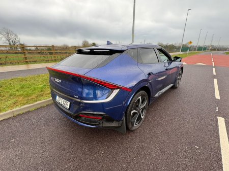 2023 Kia EV6 GT Line 5DR Auto, *limited edtion* *warranty till 2030* Bluetooth, Multi-Function Steering Wheel, Reversing Camera, Sat Nav, Climate Control, €38,900 thumbnail