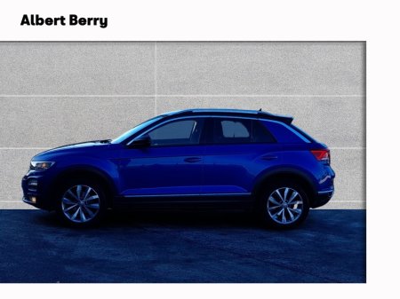 2020 Volkswagen T-Roc DESIGN 1.6 TDI MANUAL 6SPEED FWD 115BHP 5 5DR €21,950 thumbnail