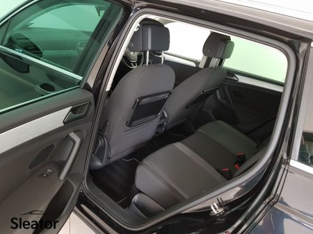 2017 Volkswagen Tiguan - thumbnail 7