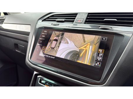 2019 Volkswagen Tiguan HIGHLINE (4MOTION-AUTO-LEATHER) 360 CAMERAS-77,000KMS-AUTO €28,900 thumbnail