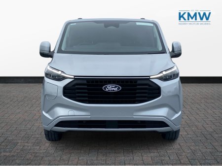 2026 Ford Transit Custom 2.5 LWB Crew Cab Limited 232 BHP Auto..6 Seater €47,500