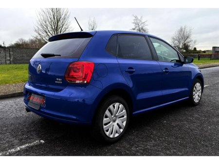 2012 Volkswagen Polo - thumbnail 3