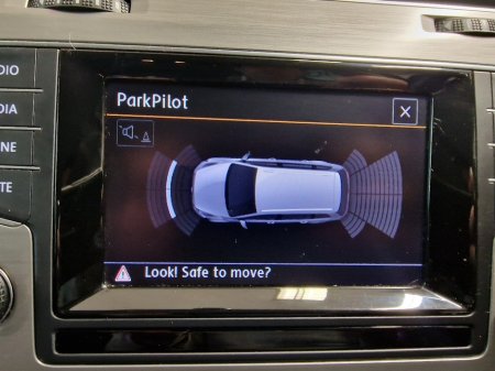 2014 Volkswagen Golf 1.6 TDI SE 5DR Estate €10,950 thumbnail