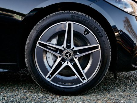 2025 Mercedes-Benz C Class C 300 e PHEV AMG Line Premium Auto €59,950 thumbnail