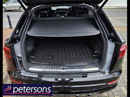 2025 Audi Q8 490PS QUATTRO S-LINE AUTOMATIC - PANORAMIC ROOF €104,950 thumbnail