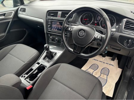 2019 Volkswagen Golf - thumbnail 17