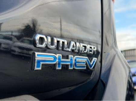 2018 Mitsubishi Outlander (182) 2.4 4HS PHEV AUTO €18,950 thumbnail