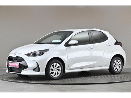 2022 Toyota Yaris - thumbnail 4