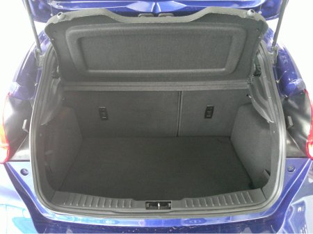 2018 Ford Focus - thumbnail 19