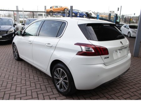 2017 Peugeot 308 - thumbnail 6