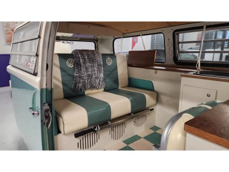 1971 Volkswagen T2 Campervan Westfalia thumbnail