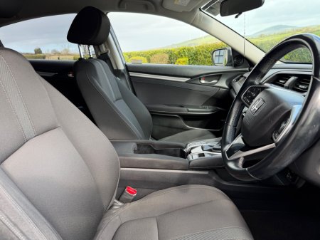 2019 Honda Civic - thumbnail 12