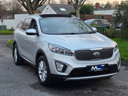 2016 Kia Sorento Platinum AWD (7 seats) €11,999