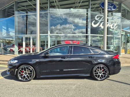 2022 Ford Mondeo - photo 2