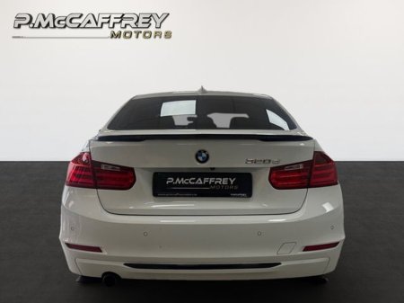 2015 BMW 3 Series - thumbnail 6