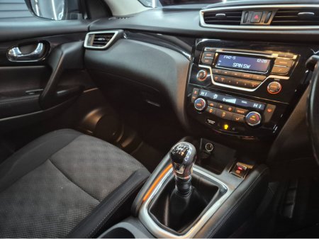 2015 Nissan Qashqai - thumbnail 8