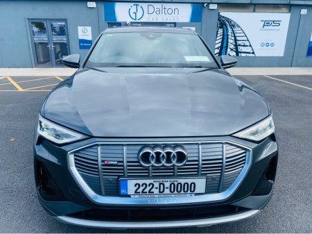 2022 Audi e-tron - view 2