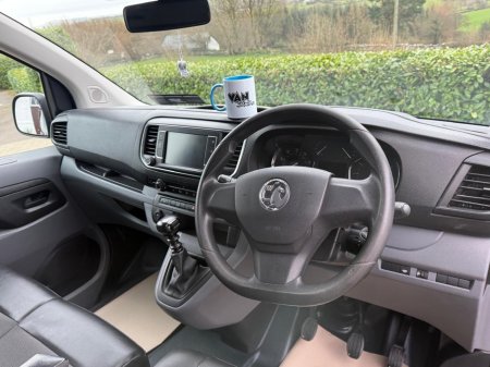 2020 Vauxhall Vivaro - thumbnail 11