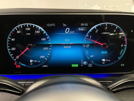 2021 Mercedes-Benz GLE Class - thumbnail 8