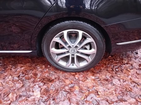 2015 Mercedes-Benz C Class C200D SERIES BLUETEC SPORT 4DR €13,500 thumbnail