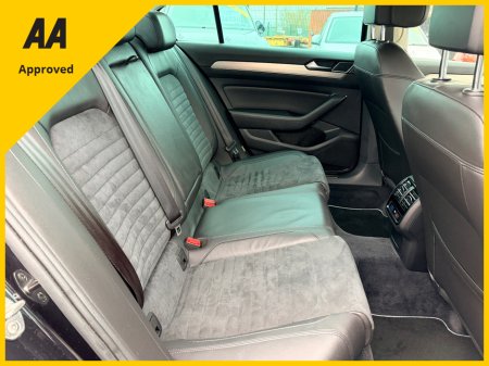 2017 Volkswagen Passat 1.4TSI 4DR AUTO FULLY LOADED WITH SPEC €19,950 thumbnail