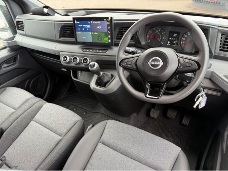 2026 Nissan Interstar Free Towbar & Ply-lining L3H2 150 bhp SV Premium €36,423