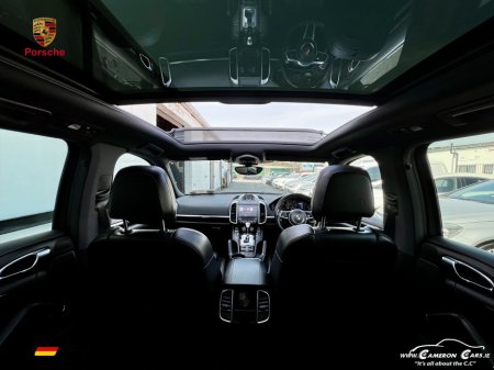 2017 Porsche Cayenne - thumbnail 13